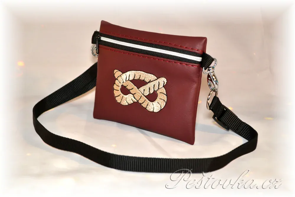 Peštovka Výstavní pamlskovník *uzel stafbull vínový*