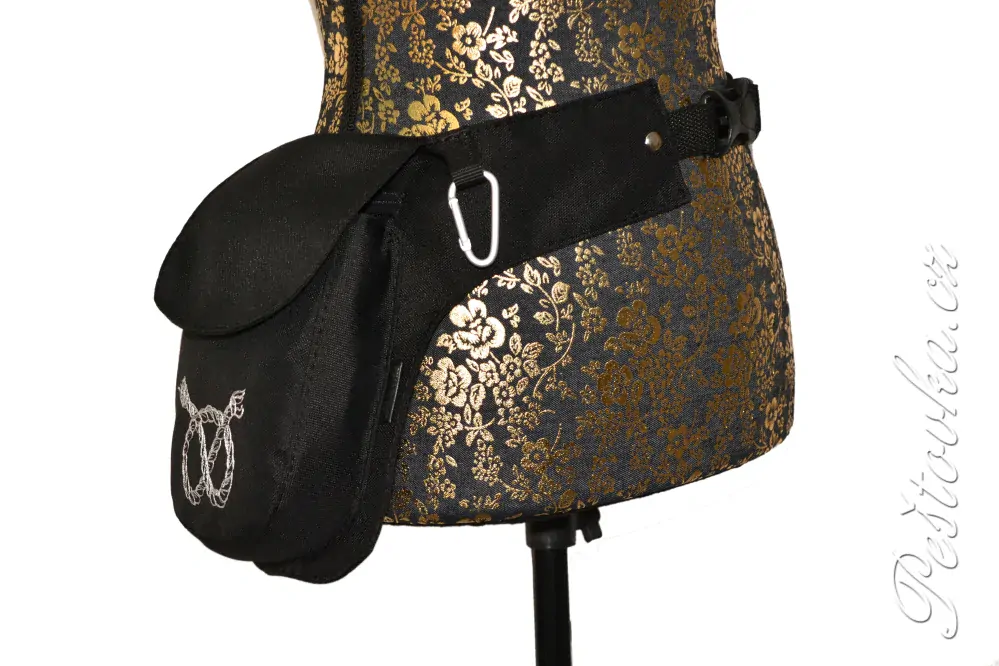 Peštovka ledvinka POSETO *staffbull - provázek*