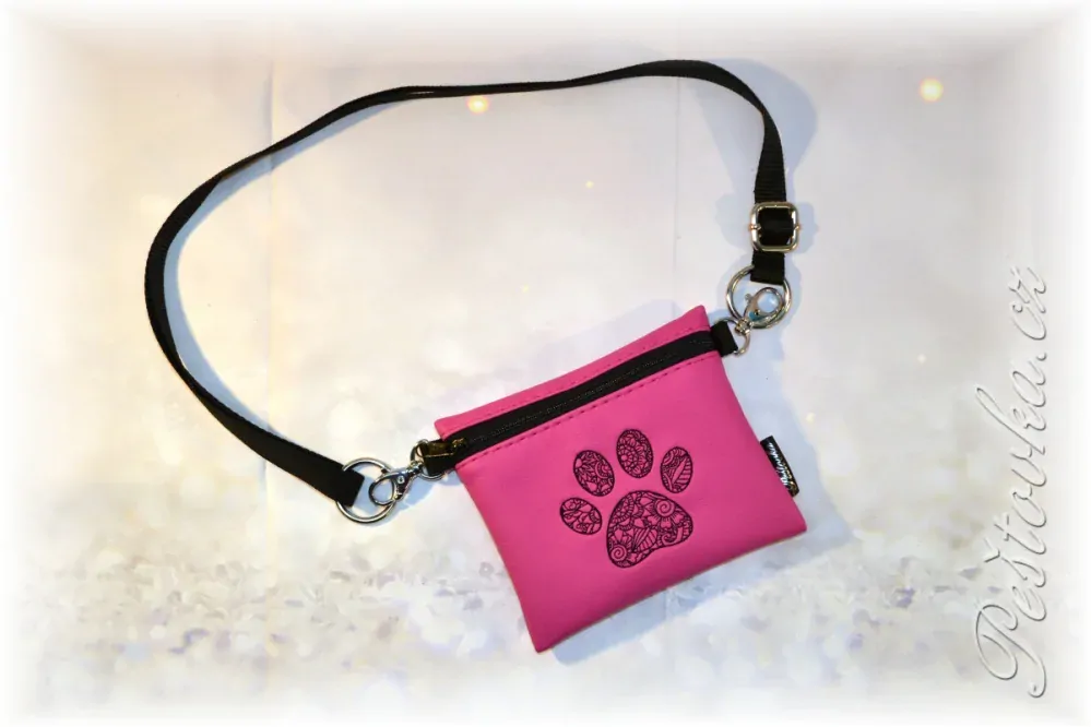 Peštovka Výstavní pamlskovník *tlapka - růžový*