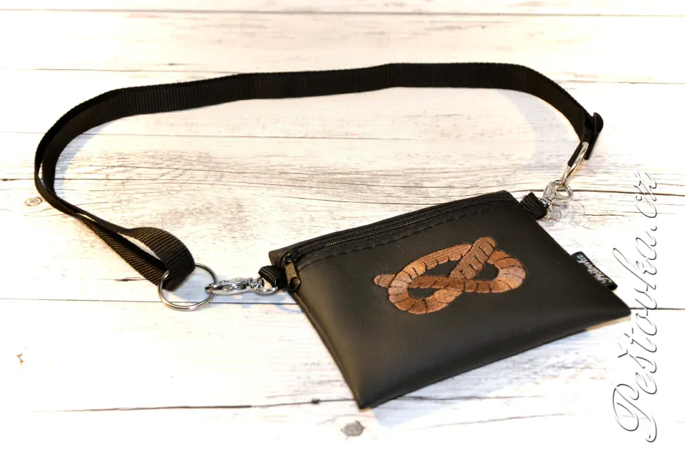 Peštovka Výstavní pamlskovník *uzlík staffbull - hnědý*