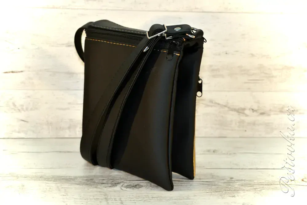 Peštovka - kabelka Tea *zlatá s provázkem*