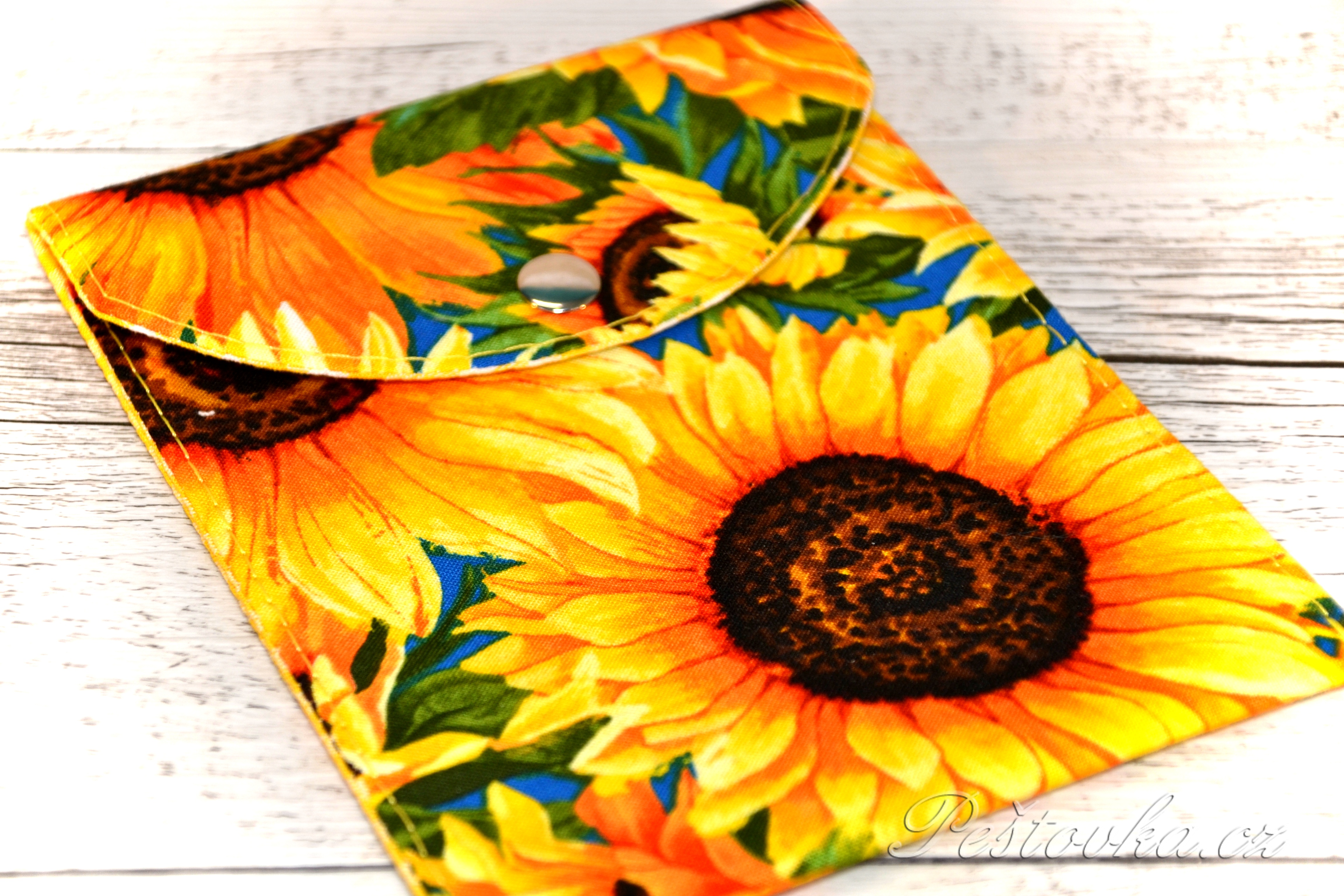 Peštovka - obal na očkovák - kapsička *slunečnice*