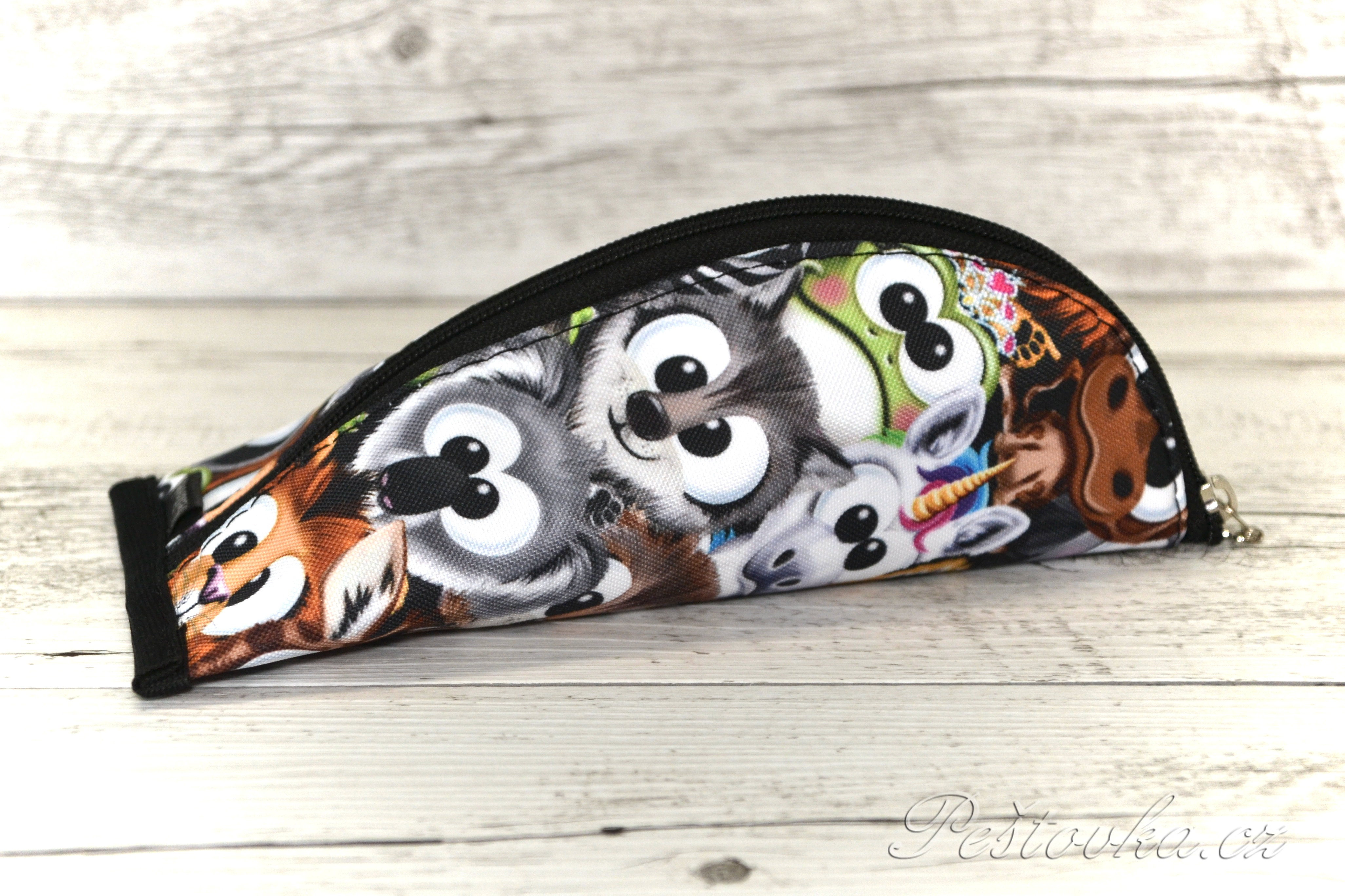 Peštovka Penál raz/dva *vykulená zvířátka*