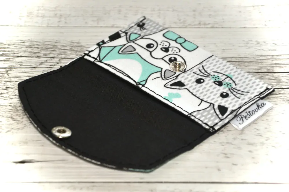 Peštovka - kapsička na karty *kočky mint*
