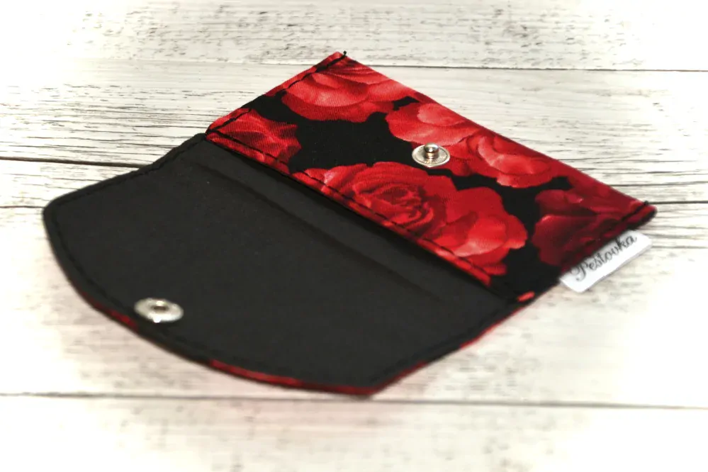 Peštovka - kapsička na karty *růže*