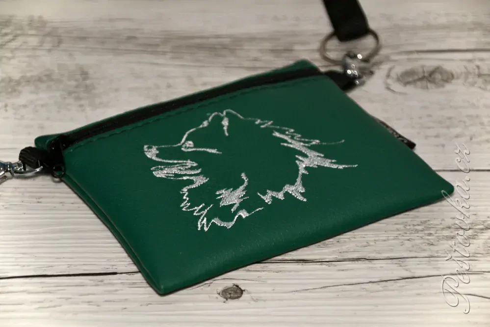 Peštovka Výstavní pamlskovník *německý špic* zelený