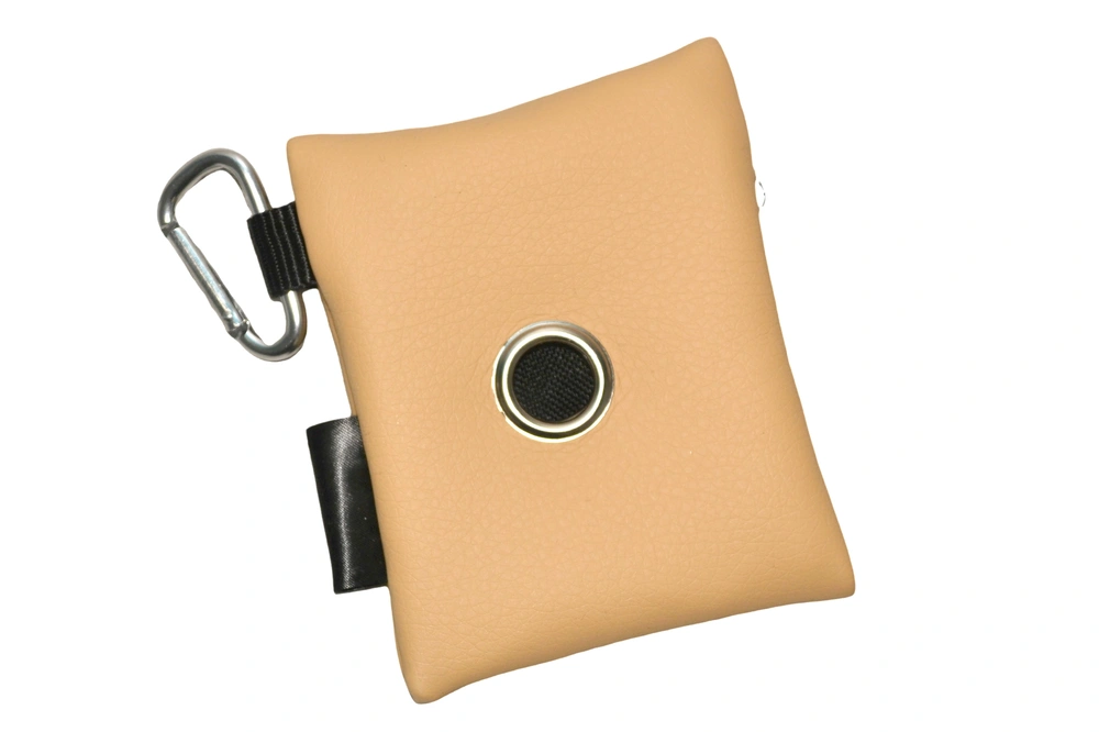 Zásobník na bobkosáčky *UZLÍK staffbull*