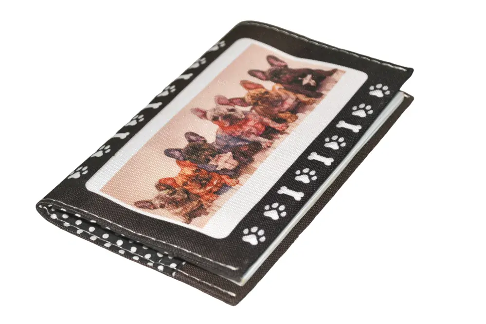 Peštovka Obal na očkovací průkaz *buldoček*