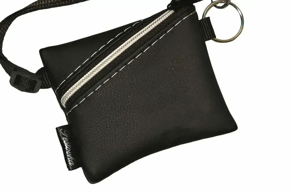 Peštovka Výstavní pamlskovník *MINI* staffbul uzel 2025