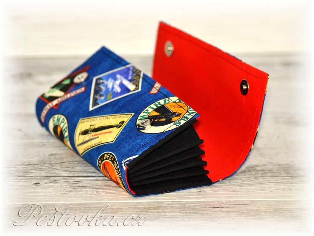 Peštovka Velká klopová peněženka Aviator *letecké známky*