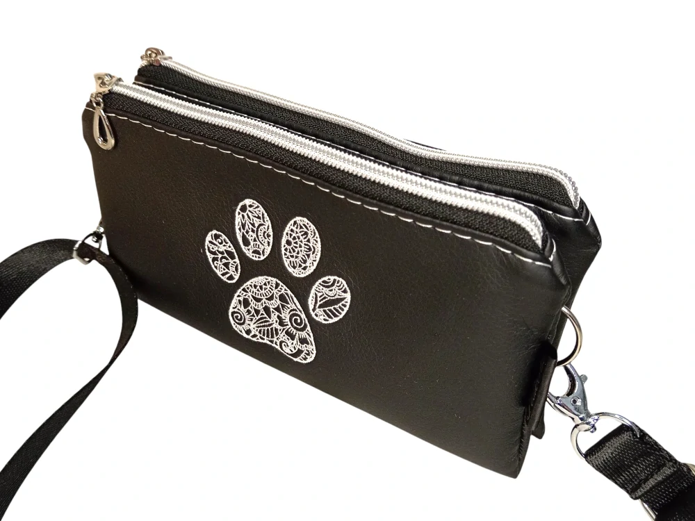 Peštovka Výstavní pamlskovník *DOUBLE* STAFFBULL UZEL 2025