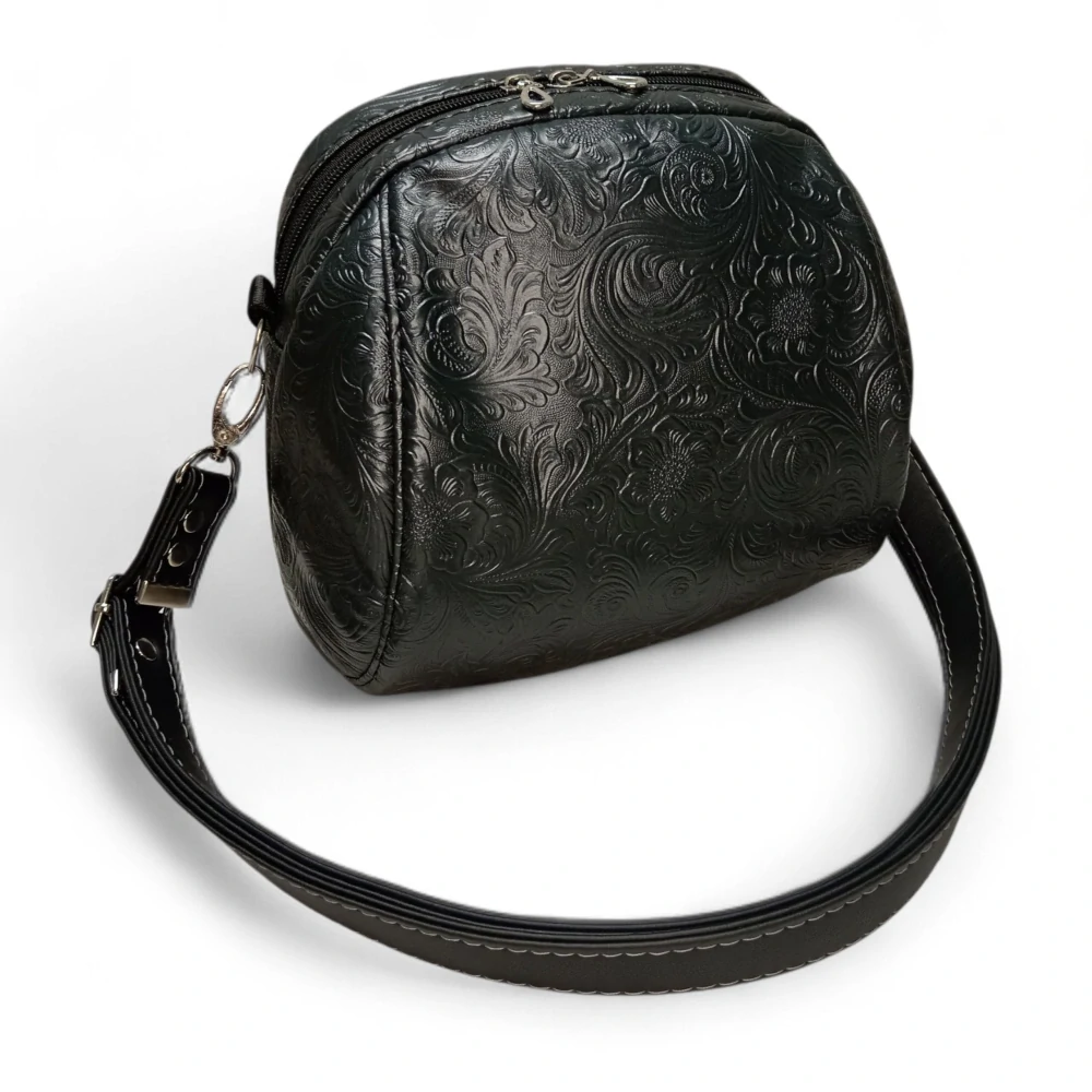 Taštička Lora - *černo-šedá plastická*