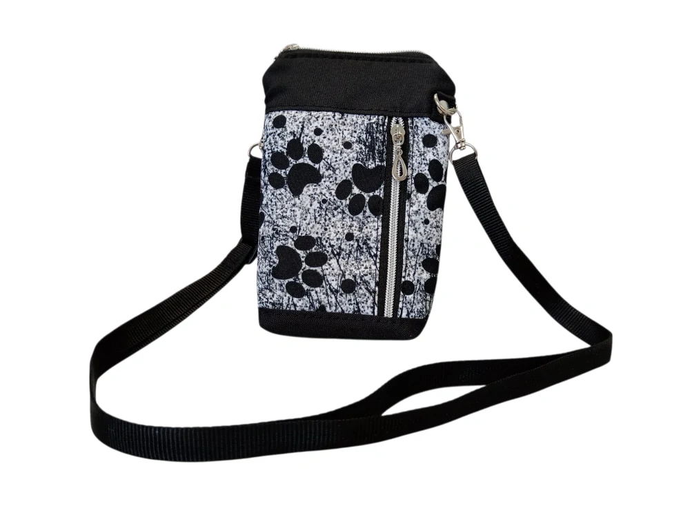 Peštovka - malá crossbody Ála *Černé tlapky na glitru*