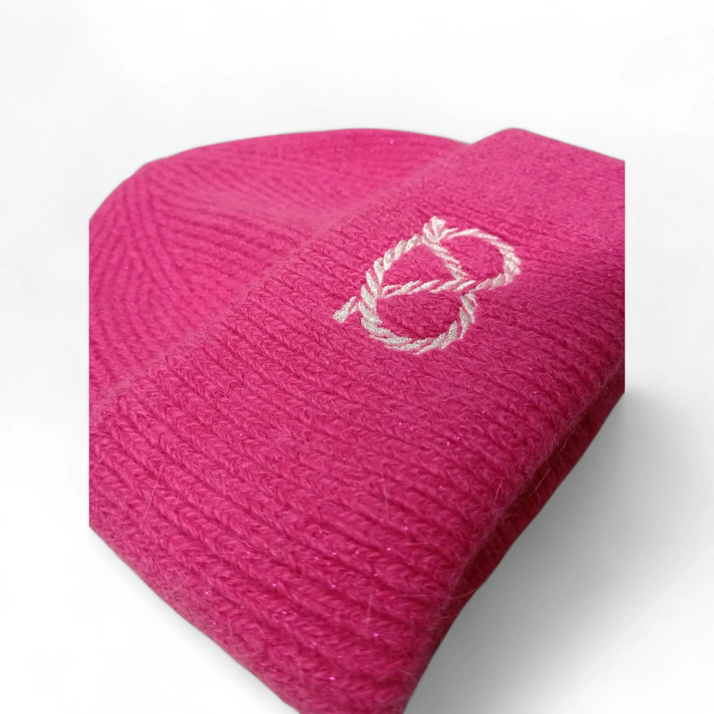 Peštovka - zimní dámská čepice *UZLÍK SBT* 