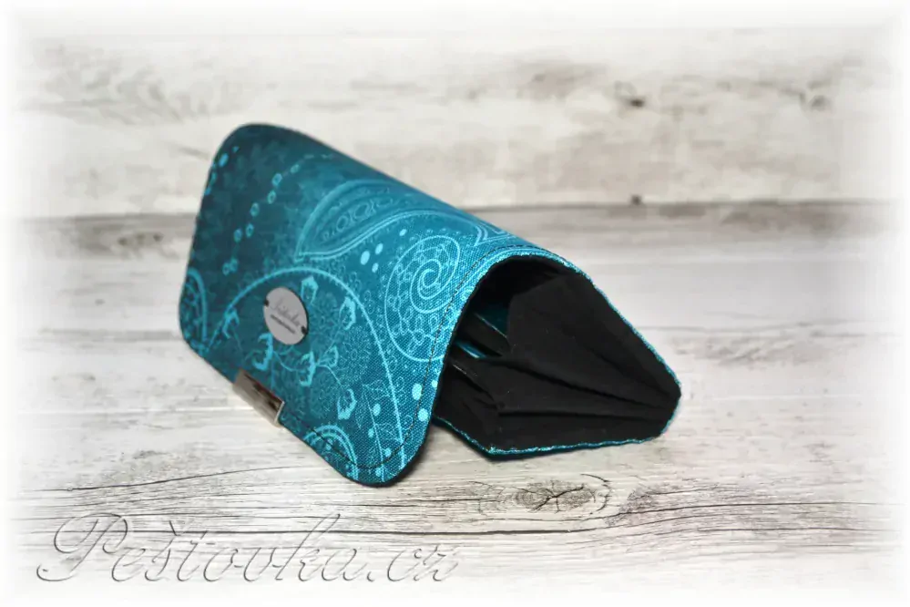 Peštovka Dámská elegantní peněženka *abstrakce tyrkysová*