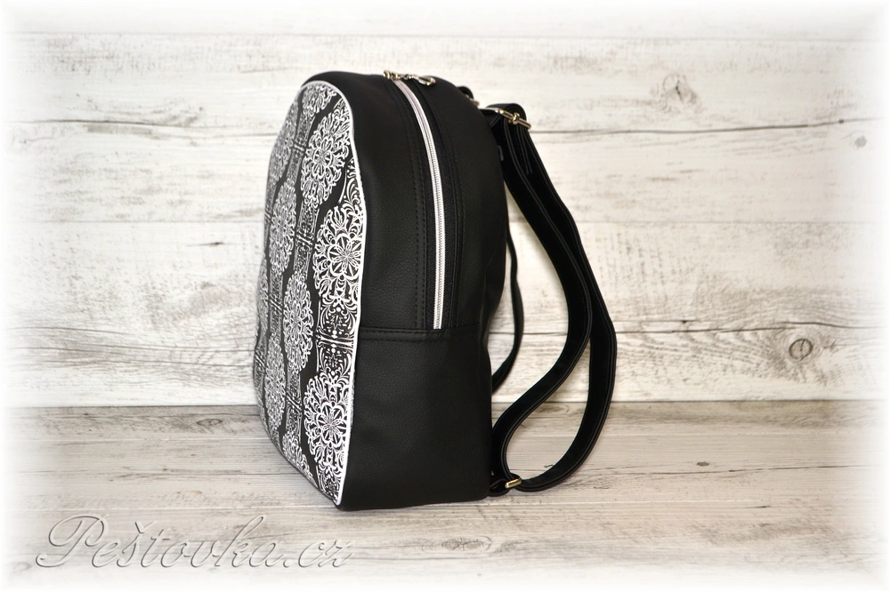 Peštovka batůžek EVERYDAY *black&white*