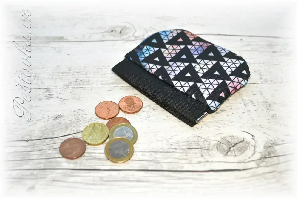 Peštovka Mincovka *černé trojúhelníky*