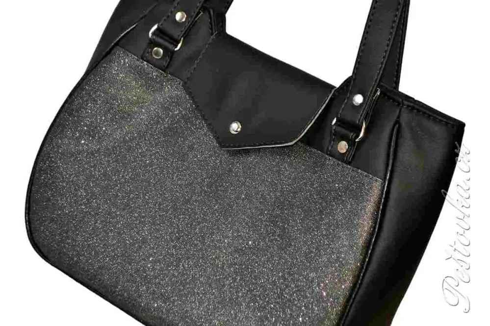 Peštovka kabelka Molly *černo-stříbrná*