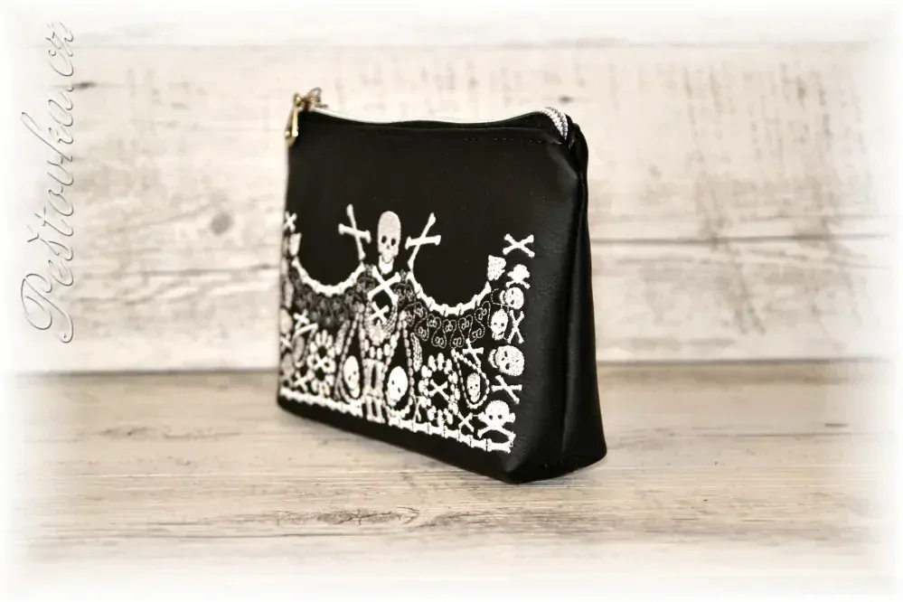 Peštovka kosmetické pouzdro INSIGNO *s výšivkou Ghotic*