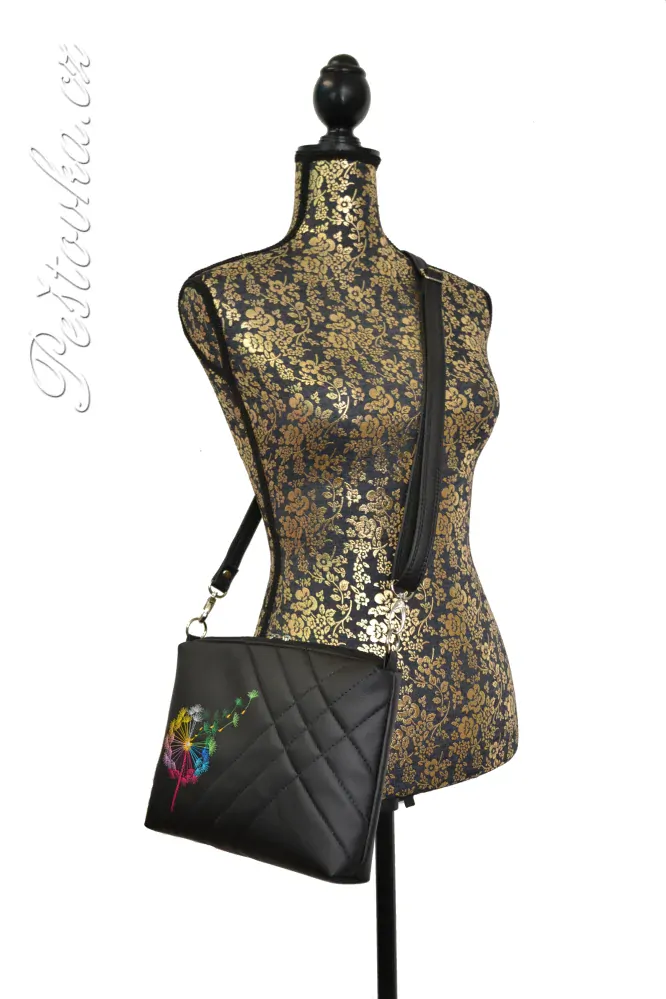 Peštovka - kabelka Lady DI s jedním zipem *černá s pampeliškou*