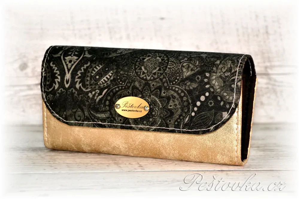 Peštovka Dámská elegantní peněženka *paisley se zlatou*