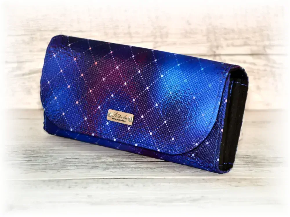 Peštovka Dámská elegantní peněženka *modrá duhovka*