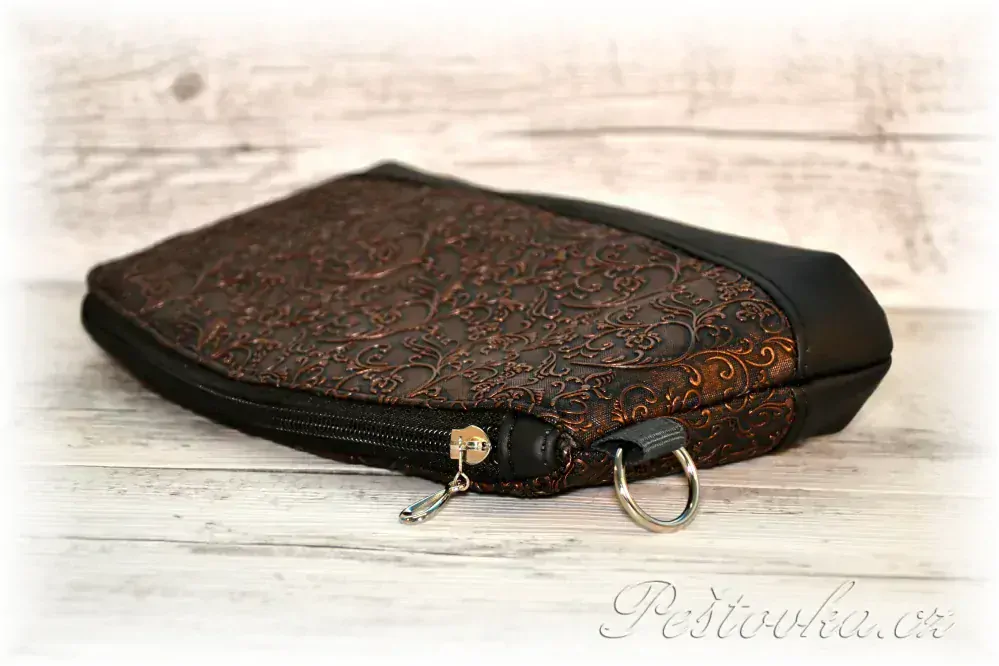 Peštovka kosmetická taštička CLEMATIS * broznová*