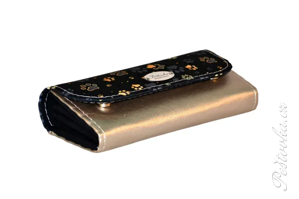 Peštovka Dámská peněženka *zlatošedé tlapky* se zlatou