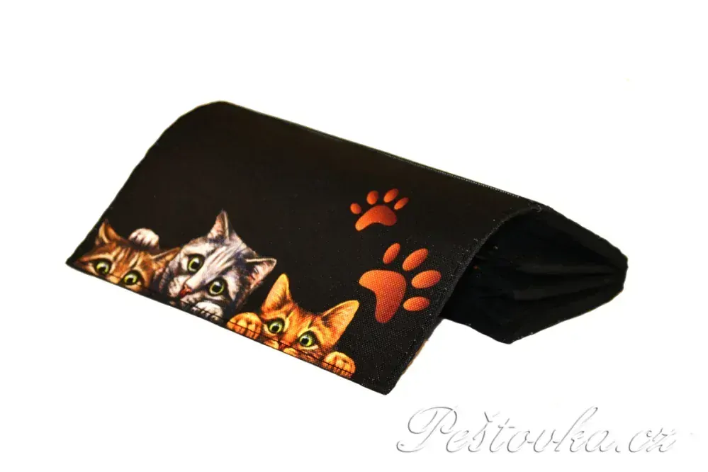 Peštovka Dámská elegantní peněženka *3kočky*