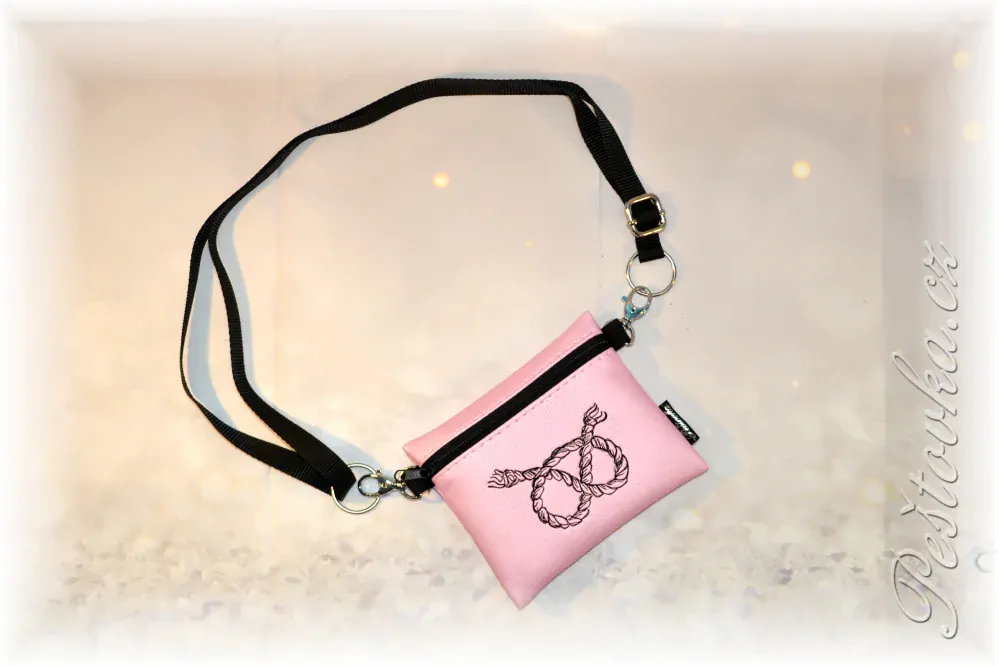 Peštovka Výstavní pamlskovník *UZLÍK staffbull - růžový* 