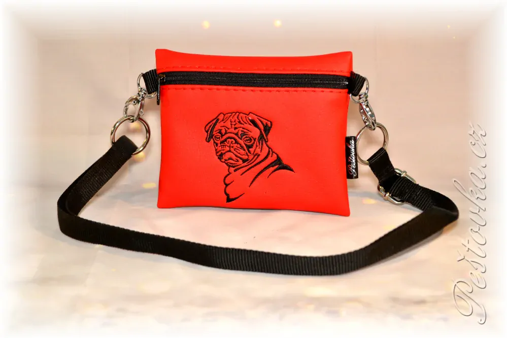 Peštovka Výstavní pamlskovník *MOPS červený*