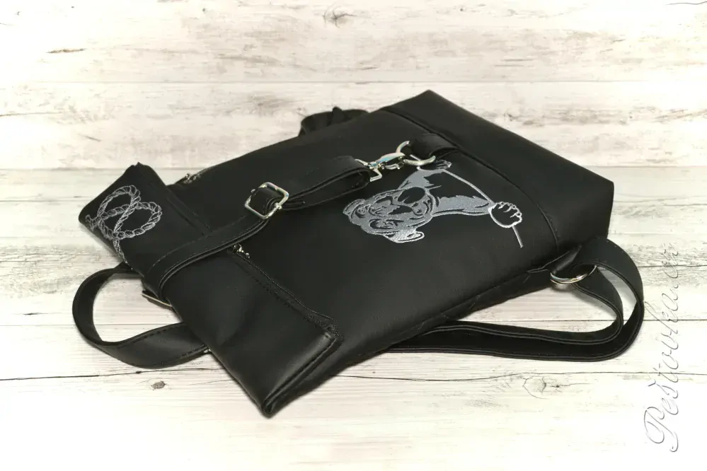 Peštovka Překlápěcí batoh Lucas *staffbull* černý