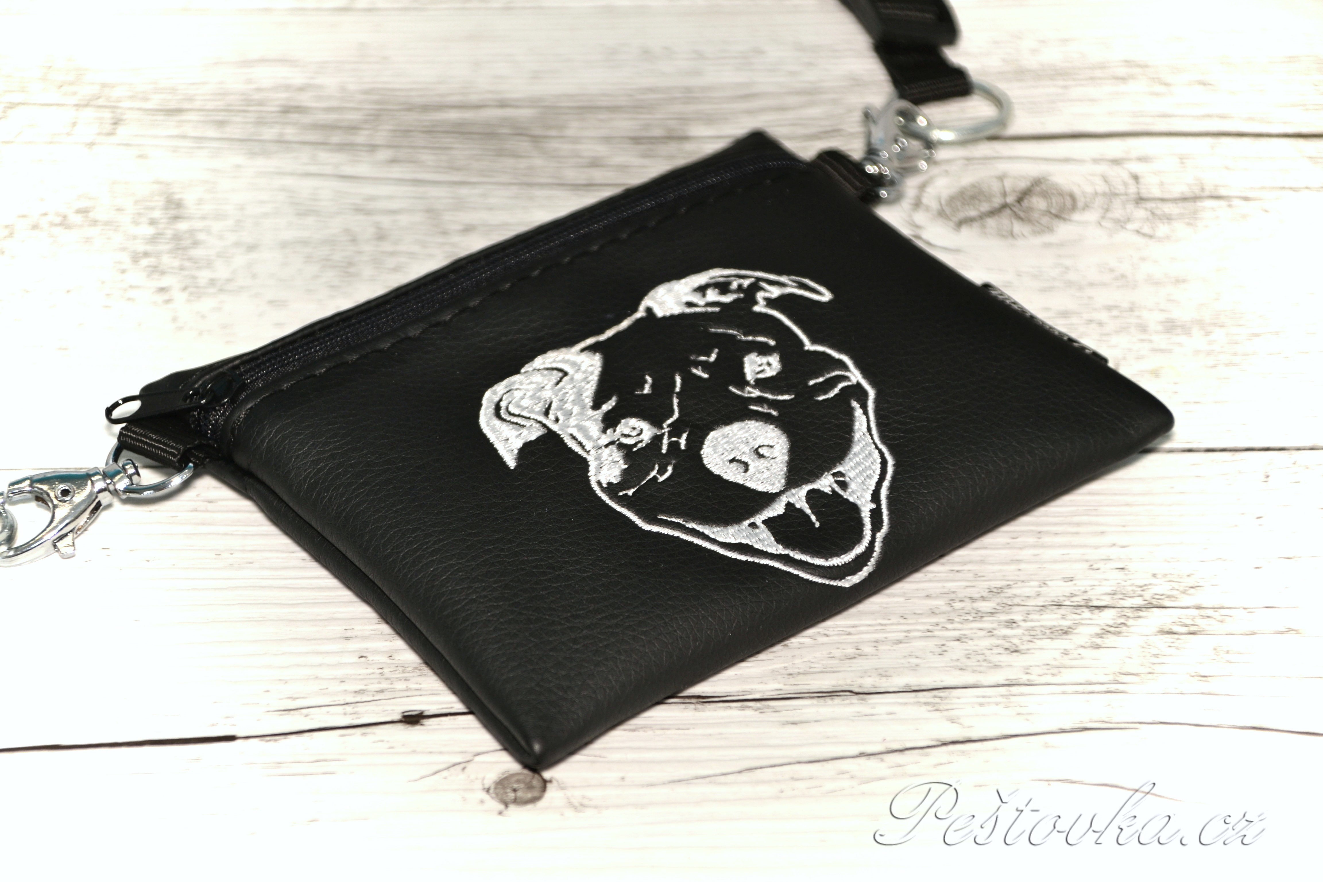 Peštovka Výstavní pamlskovník *staford*