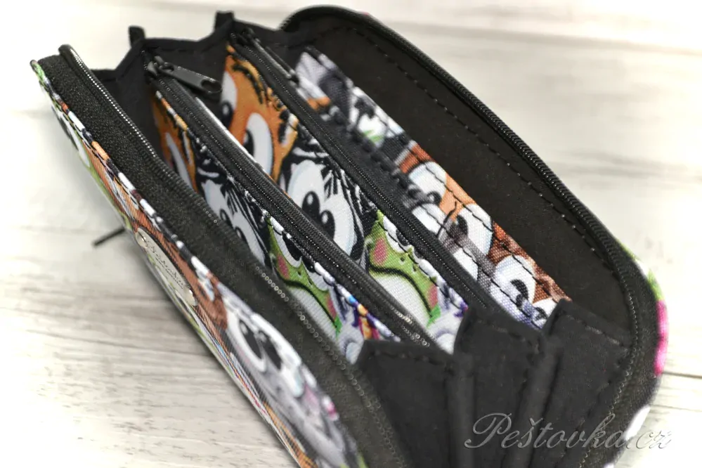 Peštovka Zipová peněženka *vykulená zvířátka*