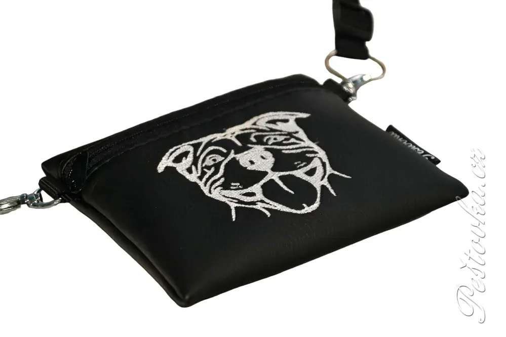 Peštovka Výstavní pamlskovník *stafordšírský bullterier * černý