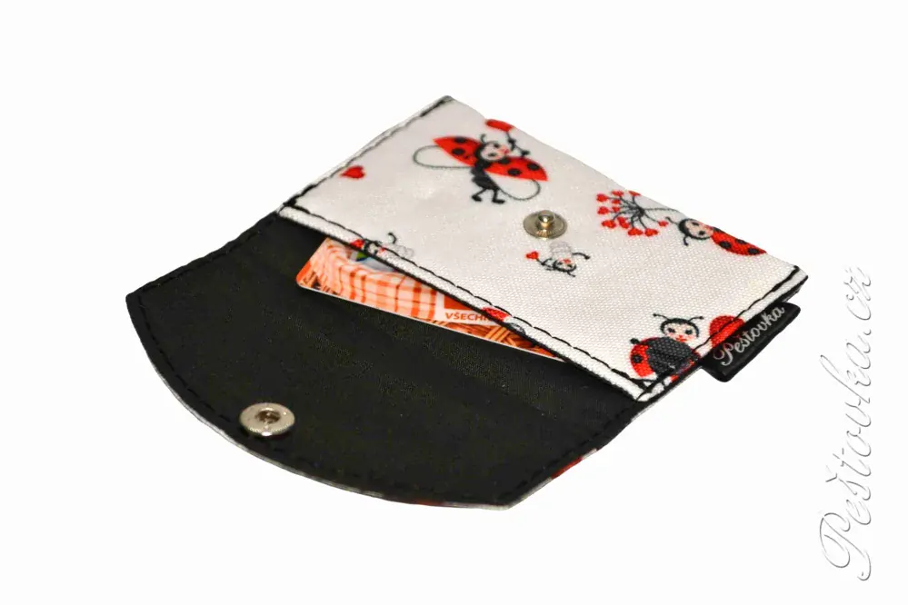 Peštovka - kapsička na karty *berušky*