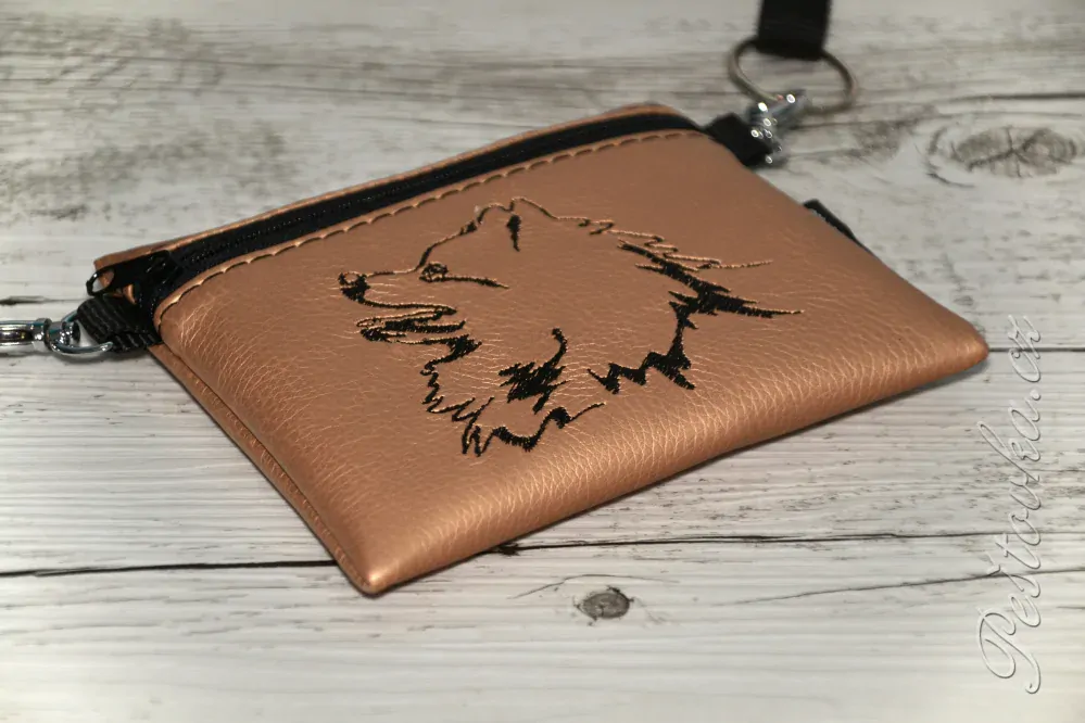 Peštovka Výstavní pamlskovník *německý špic* měděný