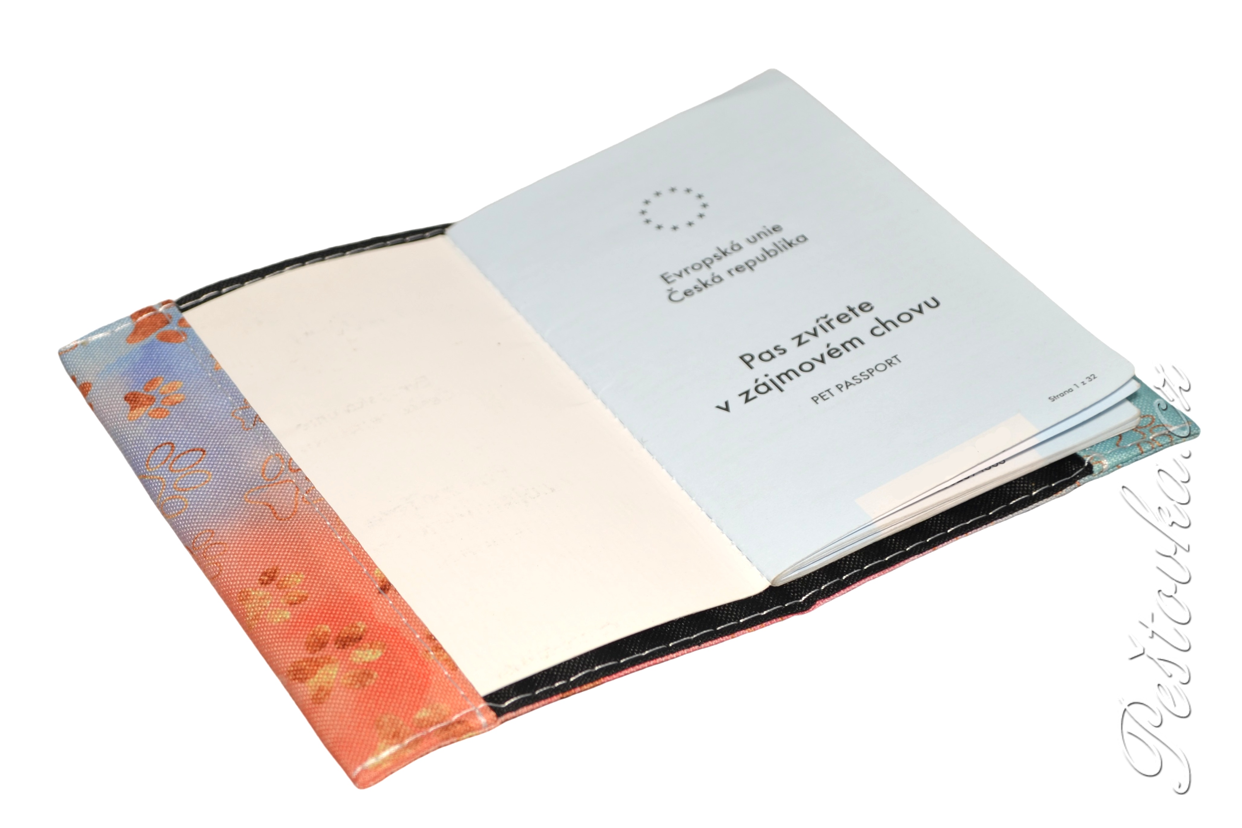 Peštovka Obal na očkovací průkaz *MOPS*