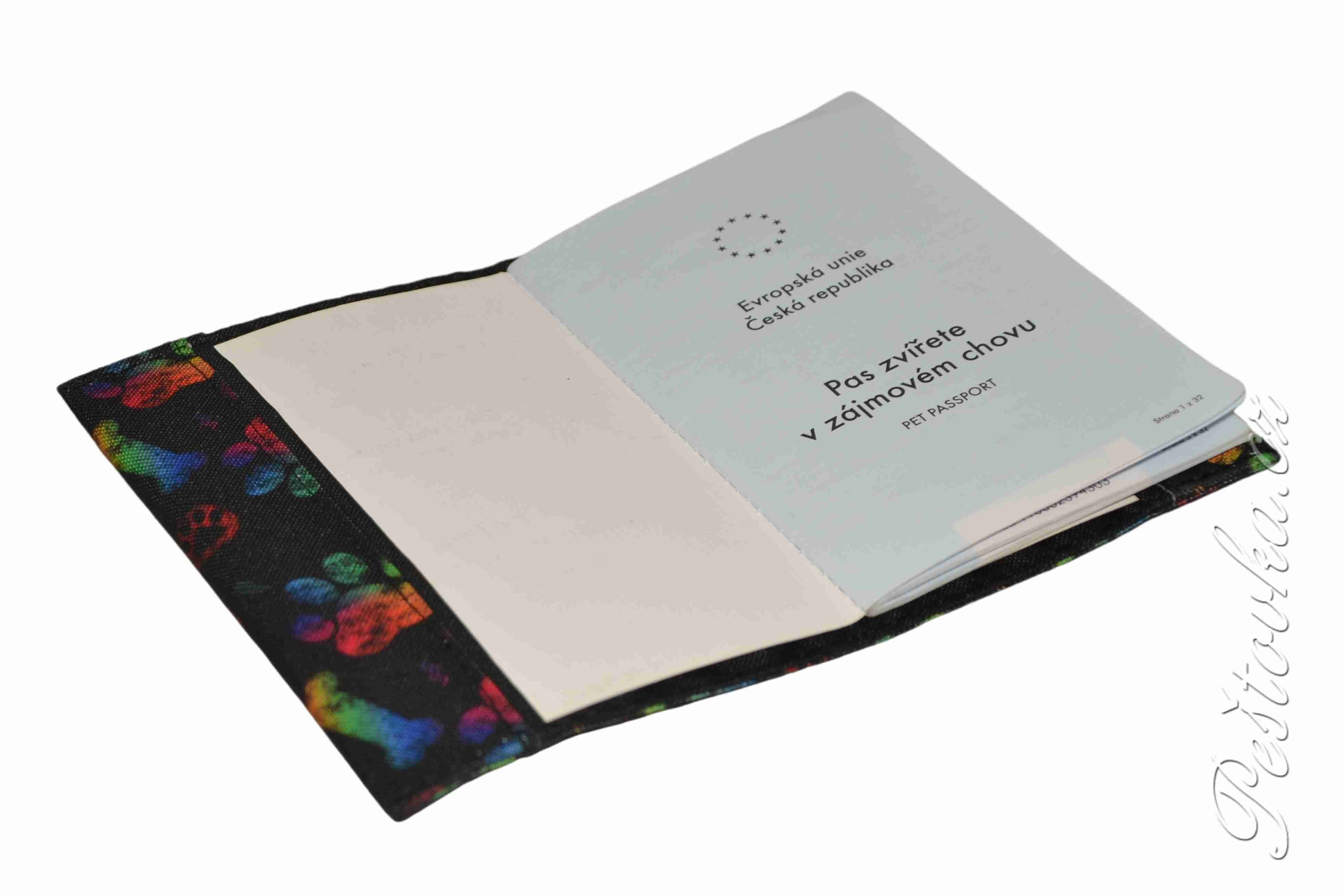 Peštovka Obal na očkovací průkaz *neon tlapky*