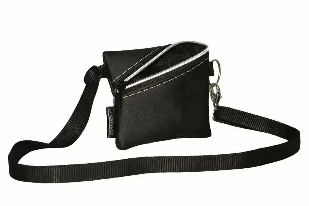 Peštovka Výstavní pamlskovník *MINI* staffbul uzel 2025