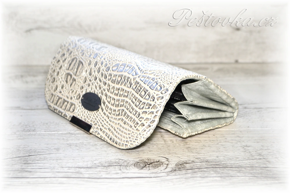 Peštovka Dámská elegantní peněženka *bílo-stříbrná hadinka*