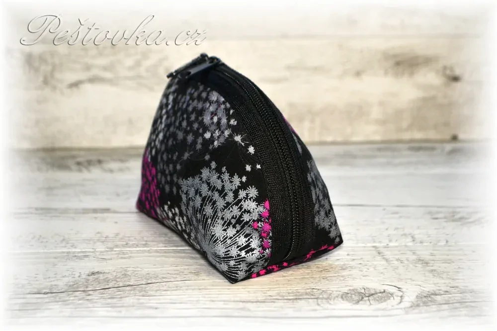Peštovka kosmetická taštička RONDA *francouzský buldoček na černé*