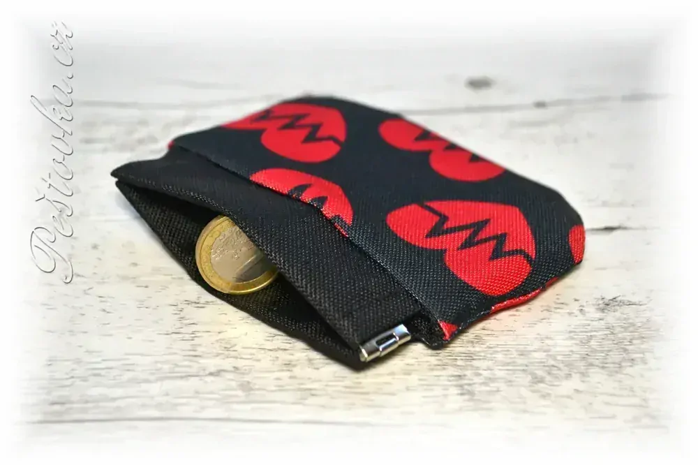 Peštovka Mincovka *červené srdce + EKG*