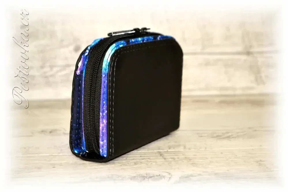 Peštovka Malá praktická peněženka *GALAXY*