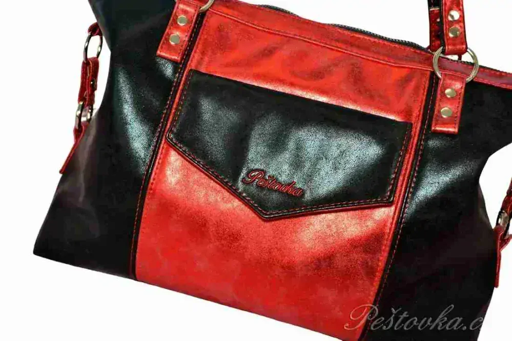 Peštovka - kabelka ANTONELLA *černo-červená metalická*