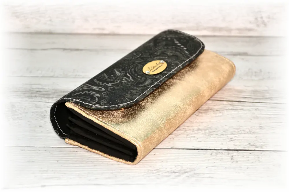 Peštovka Dámská elegantní peněženka *paisley se zlatou*