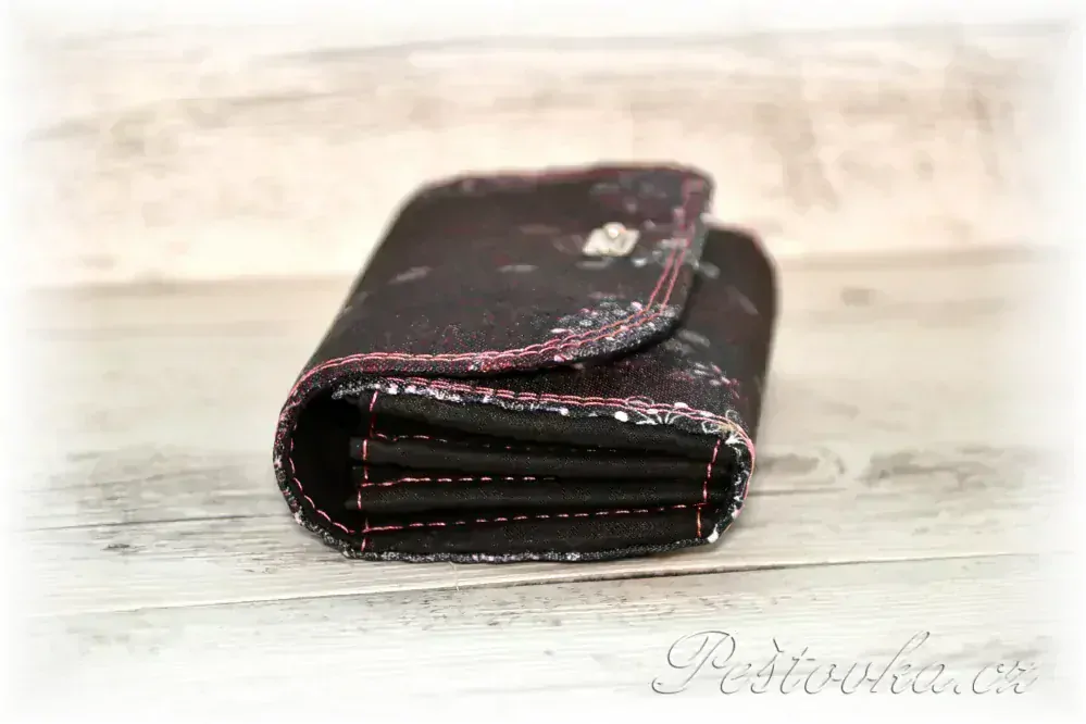 Peštovka Dámská elegantní peněženka *šedo-růžové mandaly*