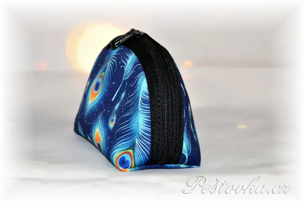 Peštovka kosmetická taštička RONDA *paví peříčka*
