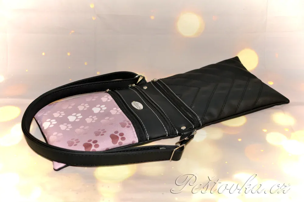 Peštovka - kabelka Tea *lesklé tlapky*