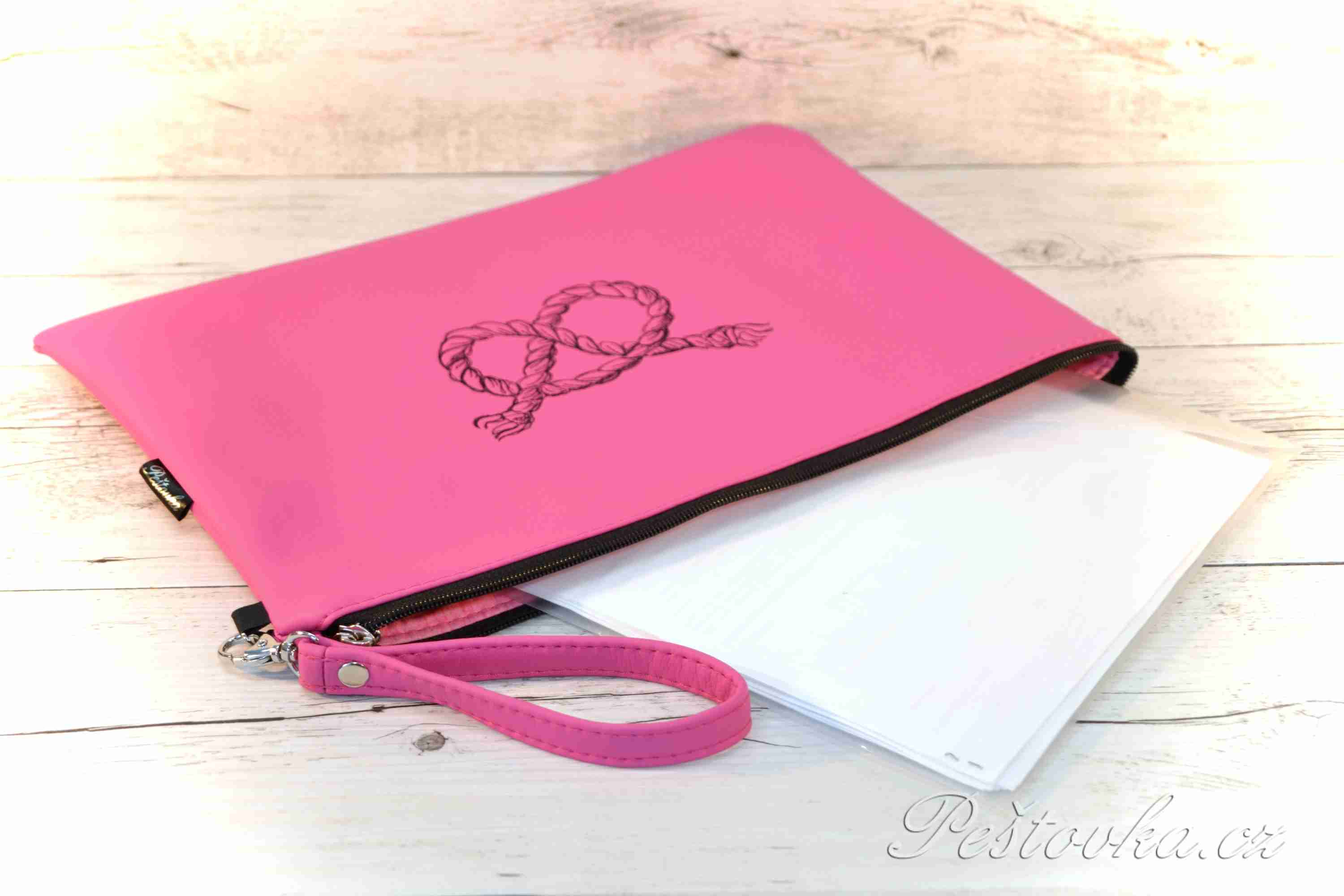 Pouzdro na průkazy původu A4 STAFFBULL *růžový s provázkem*